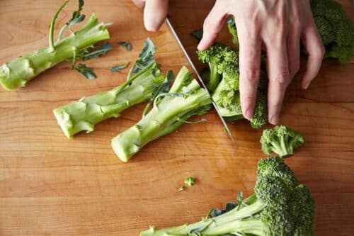 3 Things You Can Do With Broccoli Leaves/Stems