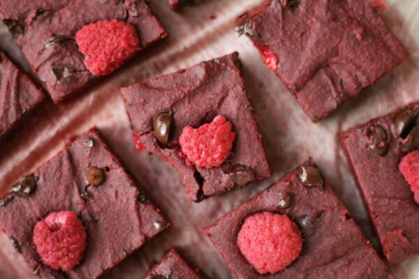 beet velvet brownies